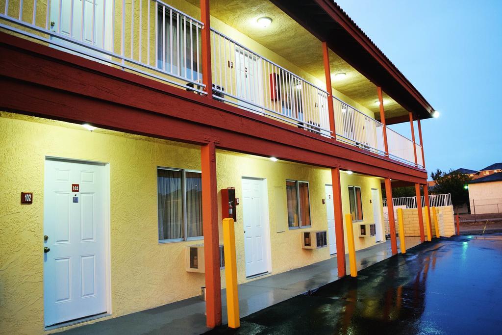 Mojave Inn Victorville Exterior foto